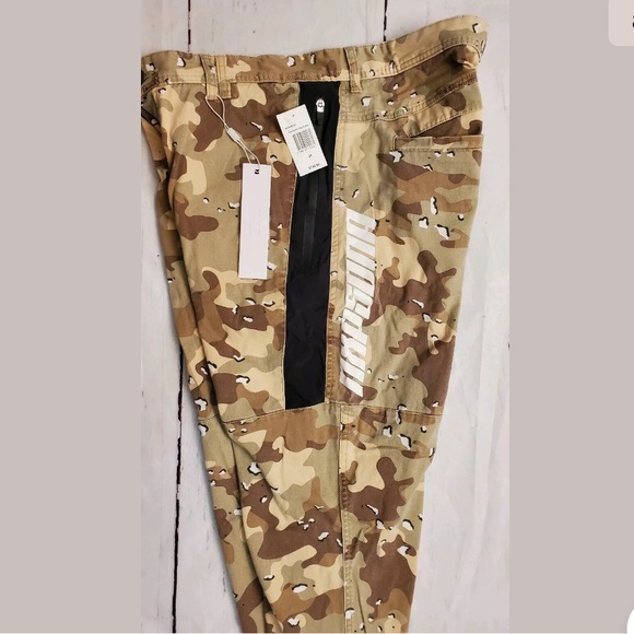 NENA & PASADENA NXP Hawkeye Camo Slim-Fit Jeans - Picture 8 of 8